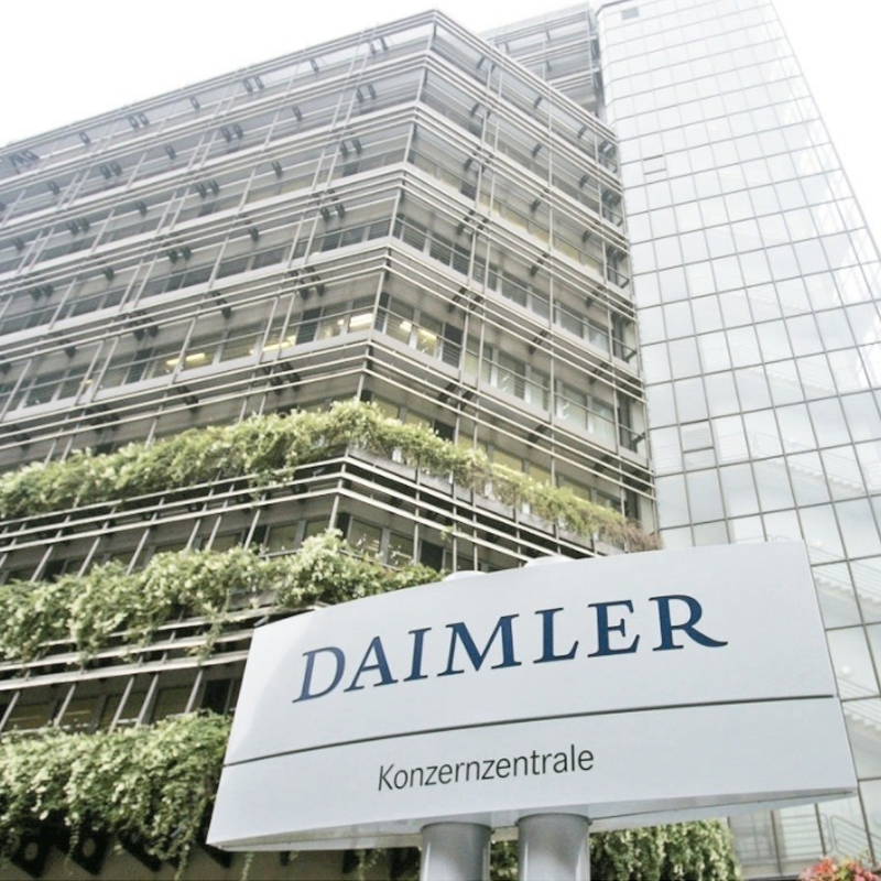 Daimler Plans to launch hydrogen fuel cell trucks in India