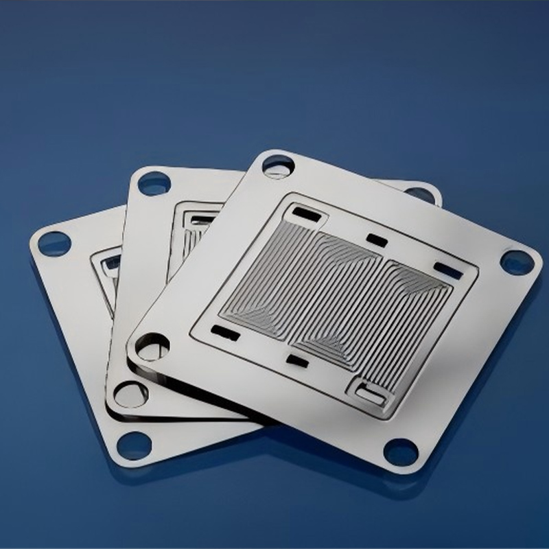 Types and preparation methods of metal bipolar plate surface coatings