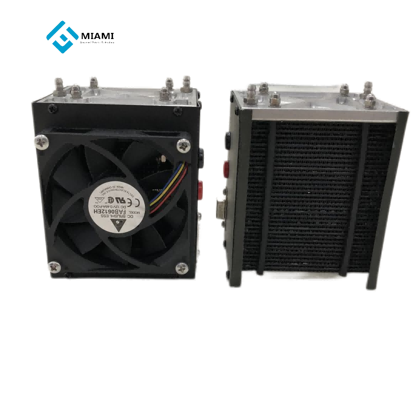 Compact high performance 1kW fuel cell stack