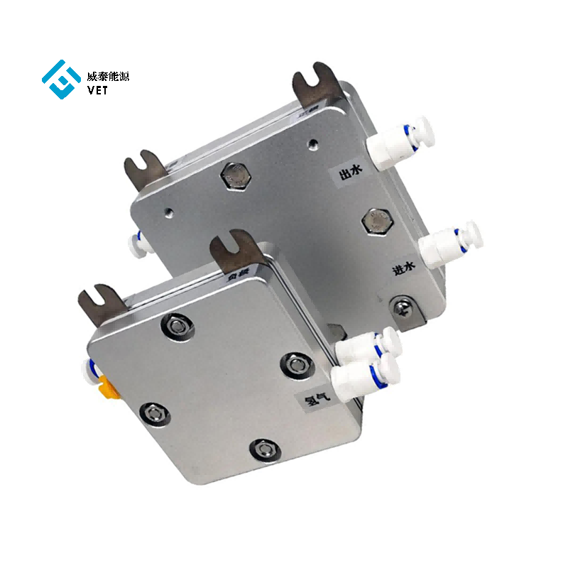 High-efficiency PEM water electrolyzer