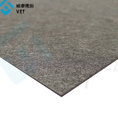 Titanium felt for fuel cells